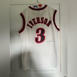 Allen Iverson signed Sixers jersey, front and back.